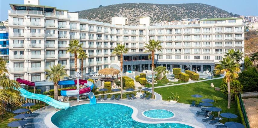 ODELIA RESORT