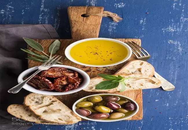 روغن زیتون و خرما