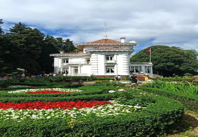 کاخ آتاتورک ترابزون