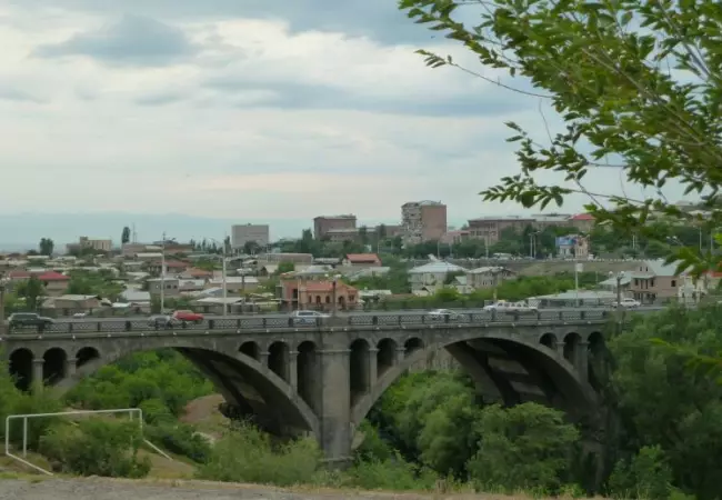 پل پیروزی ایروان